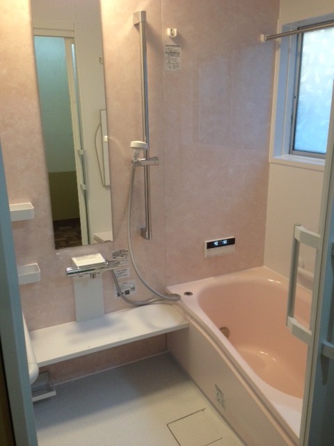 段差も解消!暖かユニットバス アイキャッチ 段差も解消!暖かユニットバス アイキャッチ