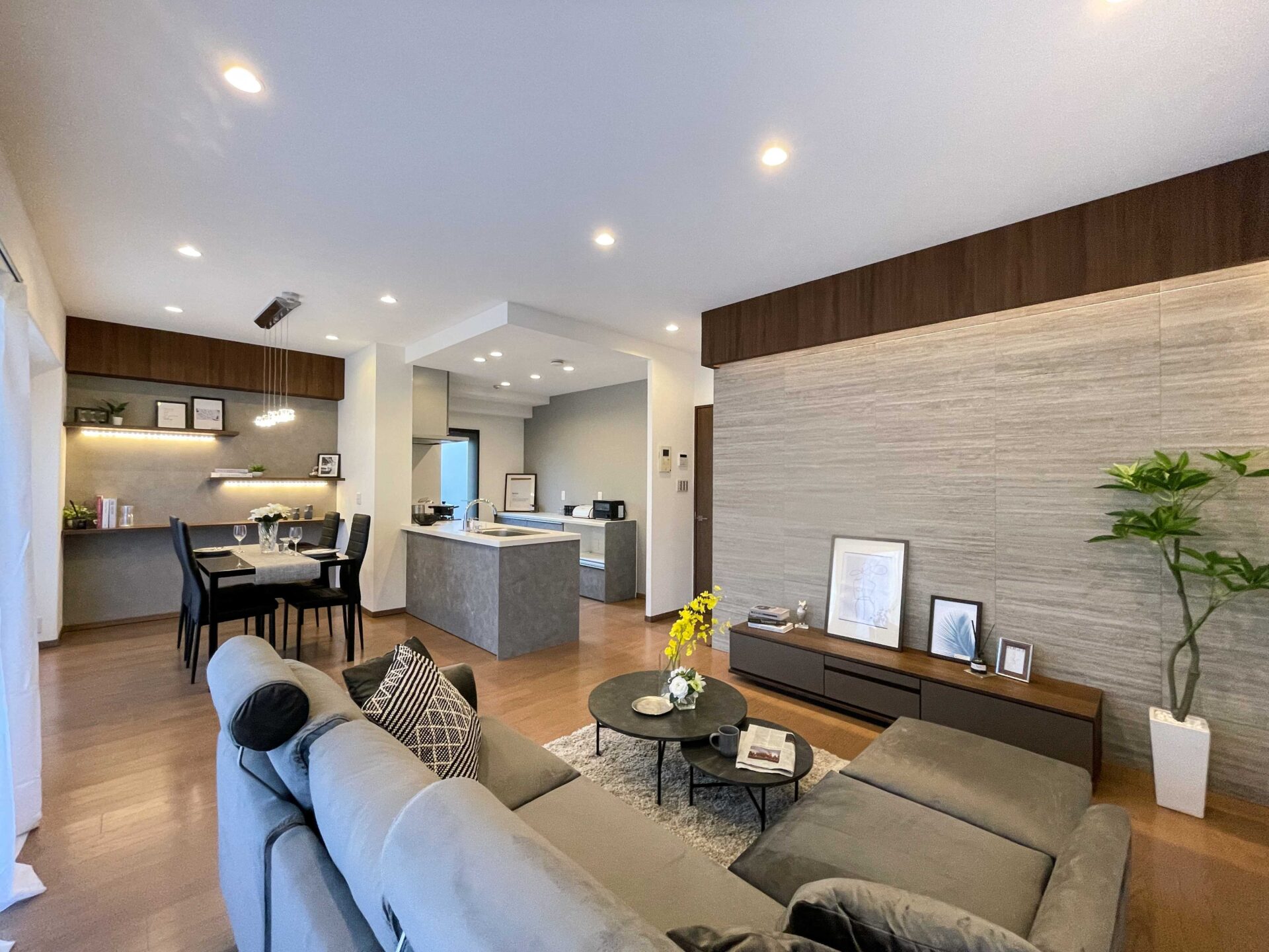 家族で過ごす温もりのあるリビング アイキャッチ 家族で過ごす温もりのあるリビング アイキャッチ