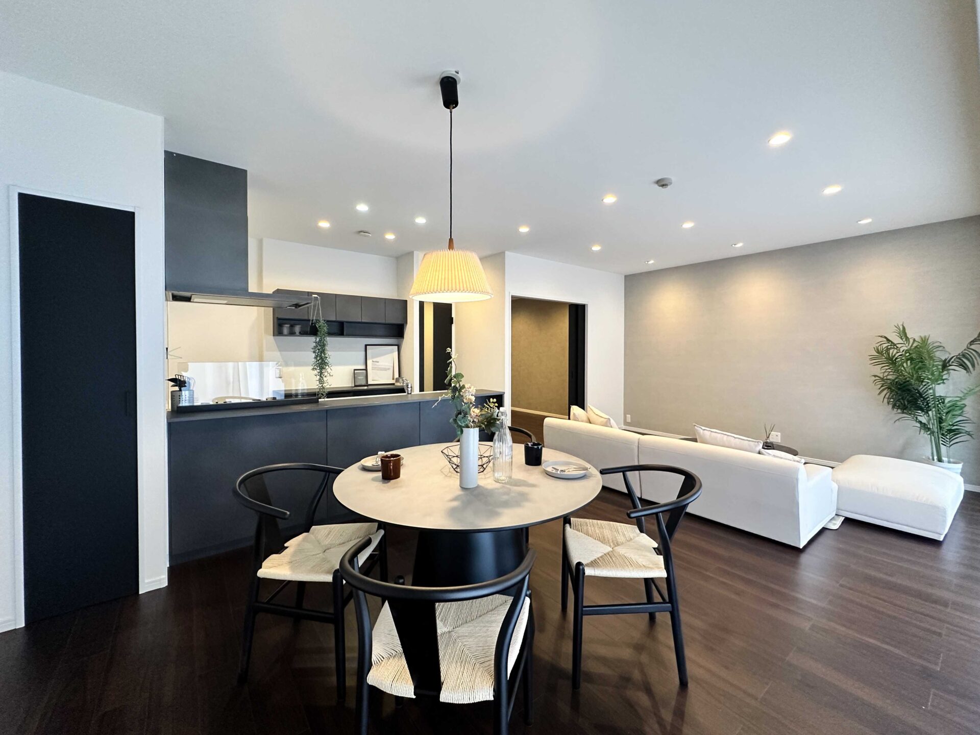 テレビの壁付けも◎リフォームでできるすっきり空間 アイキャッチ テレビの壁付けも◎リフォームでできるすっきり空間 アイキャッチ