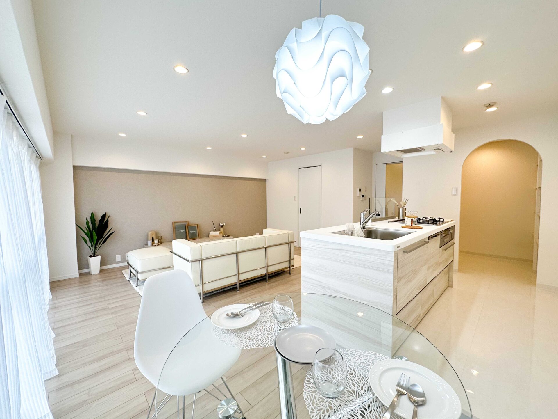 究極の1LDK…!大型ウォークインクローゼット&ステージキッチンでゆとりのある大人の暮らし アイキャッチ 究極の1LDK…!大型ウォークインクローゼット&ステージキッチンでゆとりのある大人の暮らし アイキャッチ