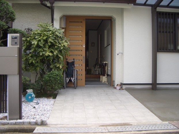 車いすも悠々の3枚引き違い戸 アイキャッチ