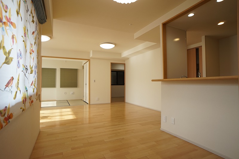 閉鎖型キッチンを開放的キッチンに+洋室を和室に アイキャッチ 閉鎖型キッチンを開放的キッチンに+洋室を和室に アイキャッチ