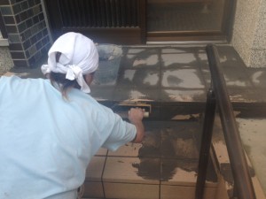 玄関ポーチタイル貼り替え&手摺取付 アイキャッチ 玄関ポーチタイル貼り替え&手摺取付 アイキャッチ