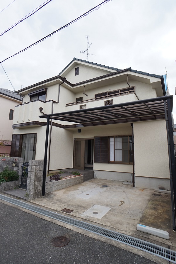 中古物件購入に合わせて外壁塗り替え アイキャッチ