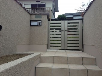 塀埋め込みポスト交換 アイキャッチ 塀埋め込みポスト交換 アイキャッチ