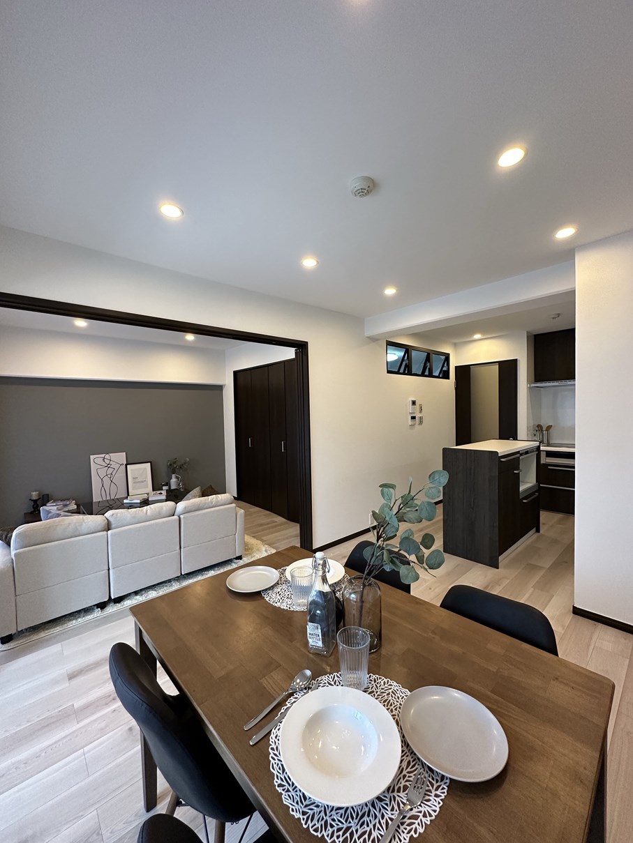 使い勝手バツグン◎開口の大きなリビング兼洋室 アイキャッチ 使い勝手バツグン◎開口の大きなリビング兼洋室 アイキャッチ