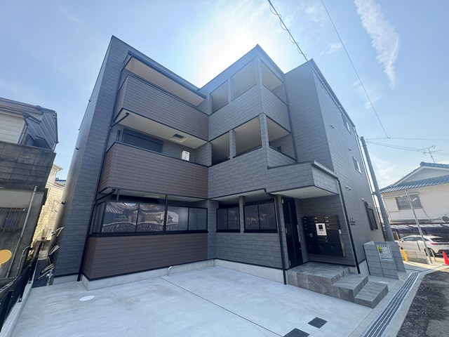 大阪府枚方市　木造3階建　延床面積451.46㎡　総戸数12戸【1LDK】劣化等級3取得 アイキャッチ