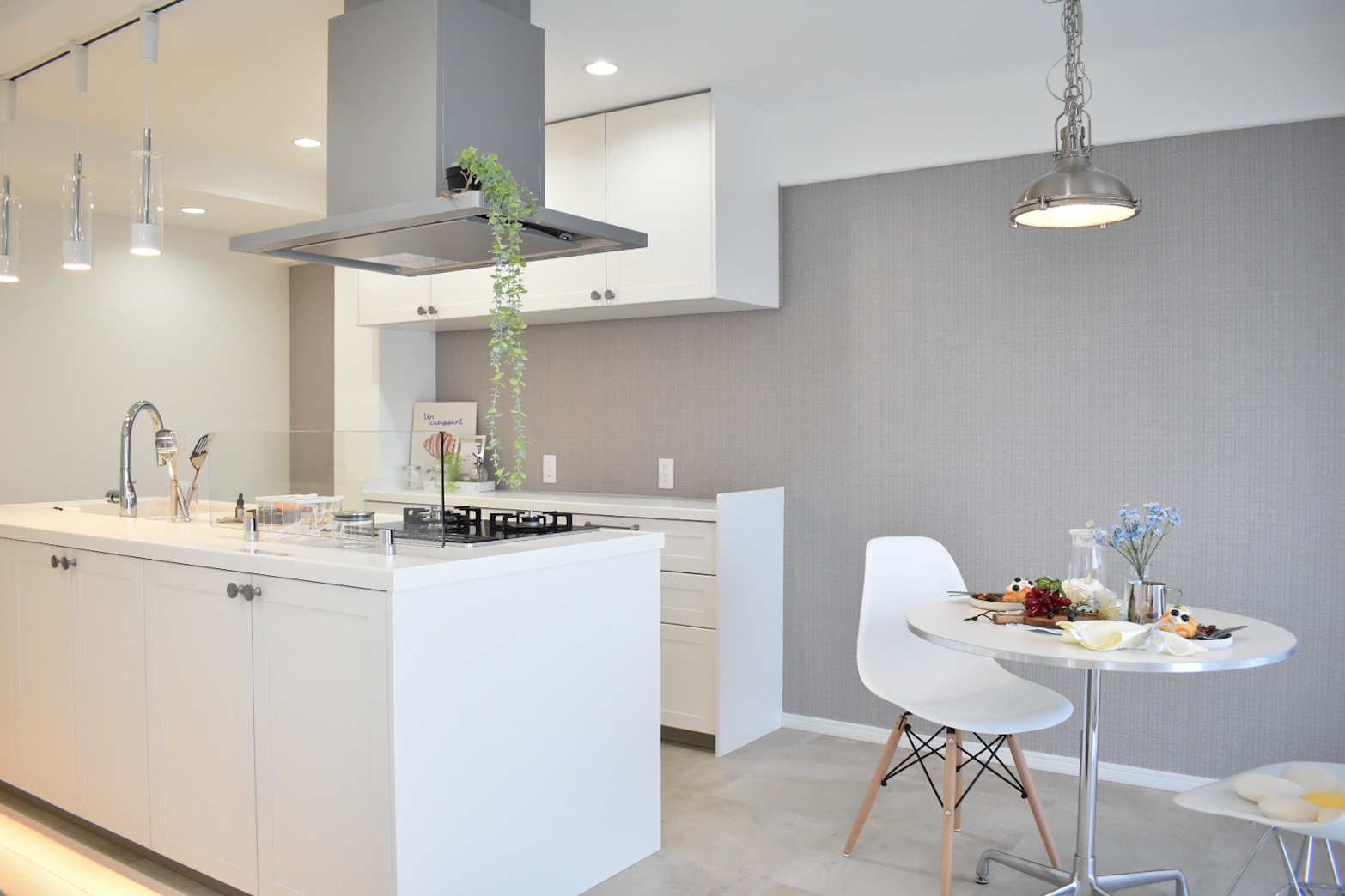 洗練されたパリアパルトマンスタイル アイキャッチ 洗練されたパリアパルトマンスタイル アイキャッチ